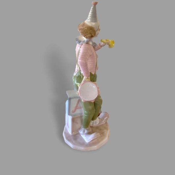 Paul Sebastian Design Porcelain Circus Clown Statue Figurine with ABC Blocks - Picture 4 of 4